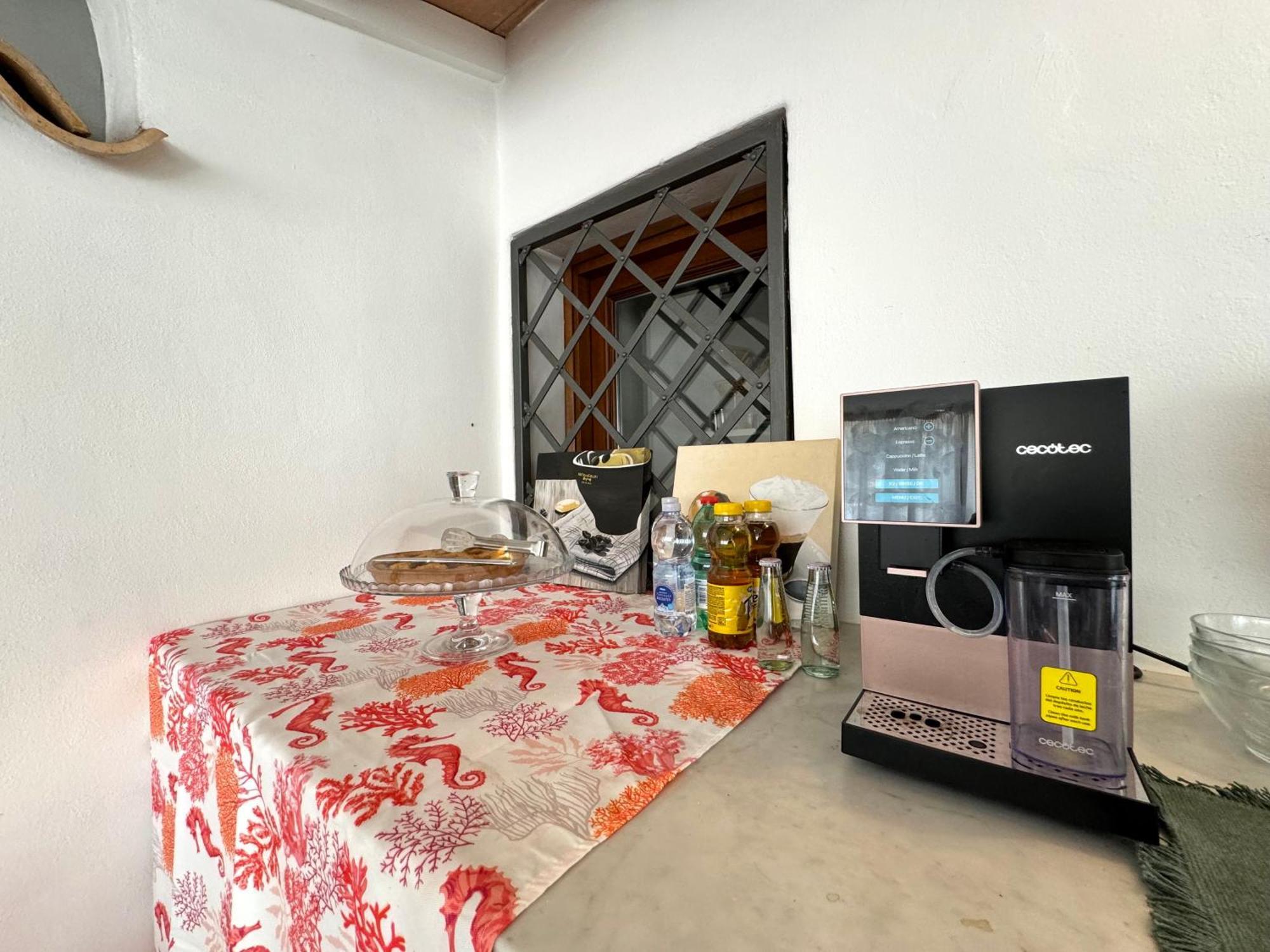 B&B Antichi Colori Чинизи Экстерьер фото